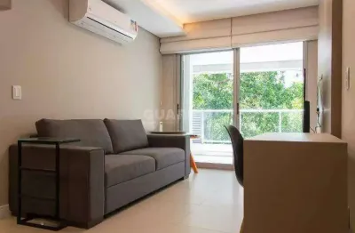 Apartamento totalmente mobiliado com 1 dormitório e 1 vaga no bairro Petrópolis!