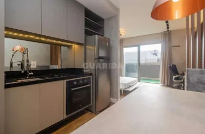 Apartamento estilo loft mobiliado, com terraço no bairro teresópolis!