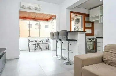 Apartamento com 02 dormitórios e 1 vaga de garagem no bairro auxiliadora!