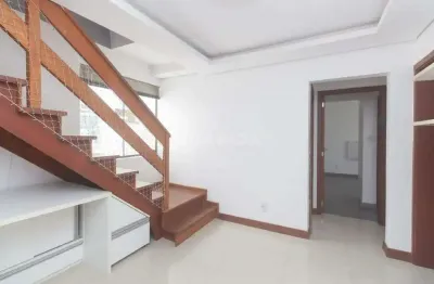 Excelente cobertura com 2 dormitórios no bairro auxiliadora!