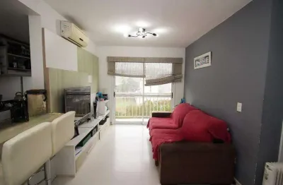 Apartamento de 2 dormitórios, sendo 1 suíte, no bairro cavalhada.