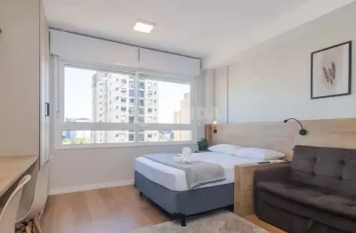 Studio/loft totalmente mobiliado ao lado da puc no bairro partenon!