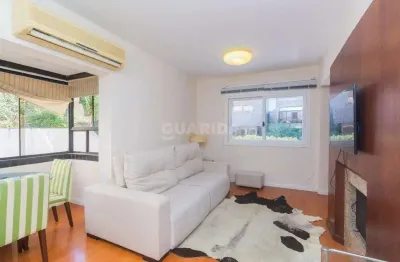 Apartamento de 2 quartos com lareira e churrasqueira para alugar!