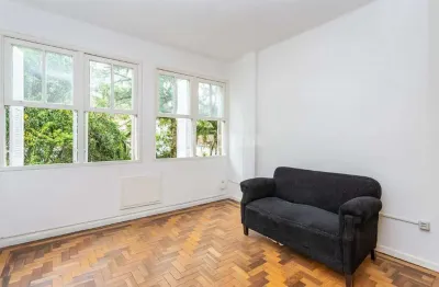 Apartamento com 3 quartos para alugar na Rua Miguel Tostes, Bom Fim, Porto Alegre