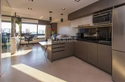 Apartamento loft mobiliado com 1 vaga de garagem no bairro menino deus!