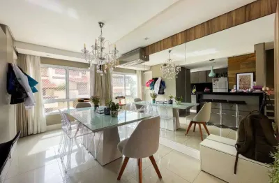 Casa diferenciada, moderna e mobiliada, em condomínio com 4 dormitórios no bairro ipanema!