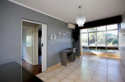 Apartamento semi-mobiliado de 2 dormitórios no bairro alto petrópolis.