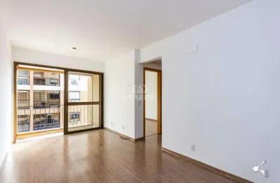 Exclusividade guarida: apartamento diferenciado com sacada e churrasqueira interna, 2 dormitórios no bairro partenon com vaga coberta!