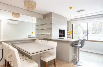 Apartamento mobiliado com 2 dormitórios, sendo 1 suíte, para alugar no bairro petrópolis