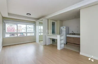 Apartamento semi mobiliado, estilo loft no bairro bom fim com vaga coberta!