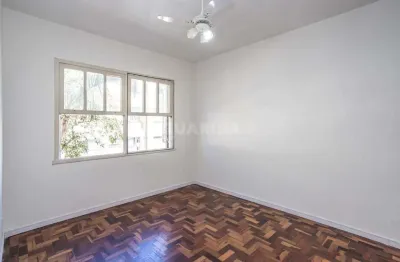 Apartamento de 2 dormitórios no bairro cristo redentor - porto alegre/rs