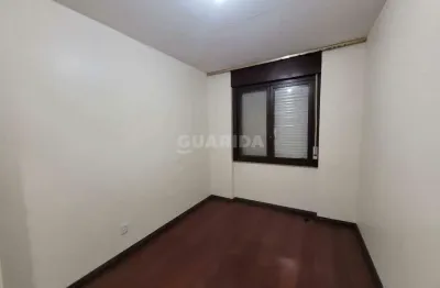 Apartamento com 3 quartos para alugar na Avenida Eduardo Prado, Cavalhada, Porto Alegre