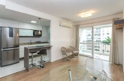 Apartamento de 2 dormitórios, sendo 1 suíte no bairro passo d'areia.