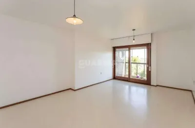 Apartamento semimobiliado com 3 dormitórios, sendo 1 suíte, e 2 vagas de garagem no bairro menino deus!
