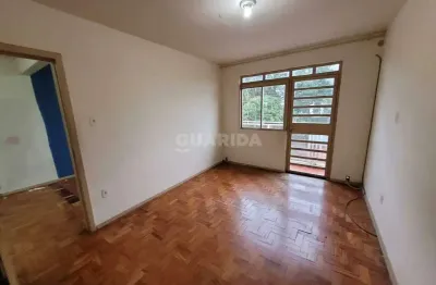 Casa residencial com 2 dormitórios, no bairro vila ipiranga