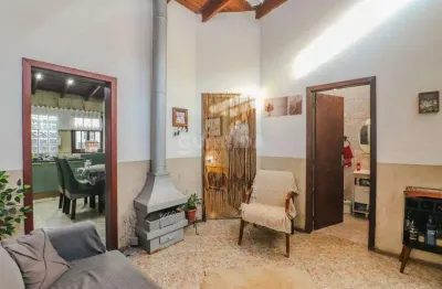 Casa residencial com 3 dormitórios sendo 1 suíte para alugar no bairro sarandi.