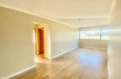 Apartamento de 2 dormitórios, sendo 1 suíte, no bairro alto petrópolis.