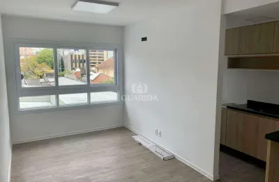 Apartamento de 2 dormitórios, sendo 1 suíte no bairro cidade baixa.