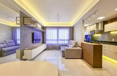 Apartamento mobiliado com 2 dormitórios, sendo 1 suíte, e 1 vaga de garagem no bairro santana