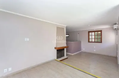 Ampla casa comercial no bairro tristeza para locação - porto alegre/rs