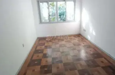 Apartamento com 2 dormitórios para alugar no bairro bom fim.