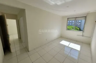 Apartamento com 1 dormitório, reformado no bairro jardim itu sabará.