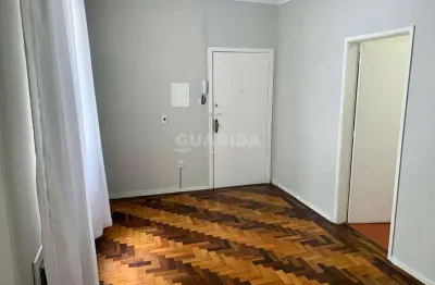 Apartamento de 02 dormitórios no Bairro Menino Deus - Porto Alegre/RS