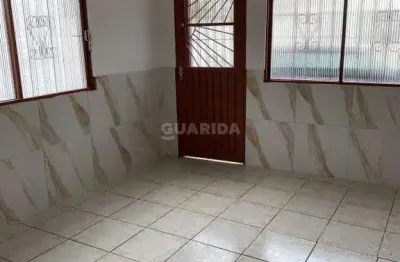 Casa com 2 quartos para alugar na Rua Pedro Boticário, Glória, Porto Alegre