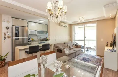 Apartamento semi mobiliado com 2 dormitórios e 2 vagas de garagem, no bairro Passo d`Areia!