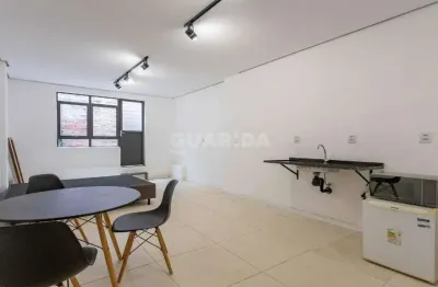 Loft Semi-Mobiliado na Protásio Alves: Praticidade ao lado da Redenção e UFRGS!