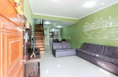 Casa Residencial/Sobrado para aluguel, 3 quartos, 3 suítes, 1 vaga, GUARUJA - Porto Alegre/RS