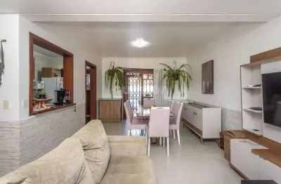 Casa Residencial/Sobrado para aluguel, 3 quartos, 3 vagas, Hípica - Porto Alegre/RS