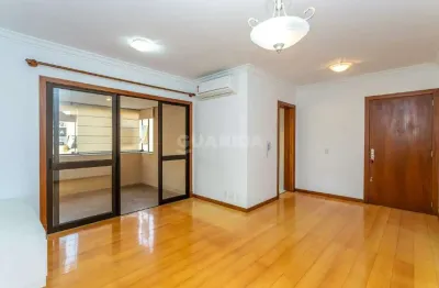 Apartamento de 02 dormitórios sendo 01 suíte com sacada para alugar no bairro Santana, com VAGA/CHURRASQUEIRA INTERNA!