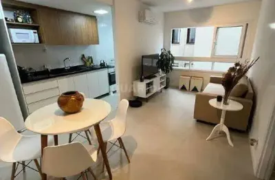 Apartamento com 1 dormitório, mobiliado, e 1 vaga de garagem no bairro Santana