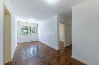 Apartamento de 2 dormitórios no bairro Petrópolis com VAGA COBERTA!