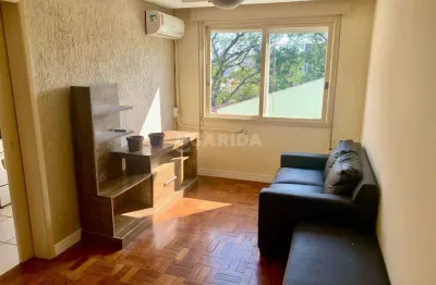 Apartamento mobiliado de 1 dormitório suíte no bairro Jardim Botânico.