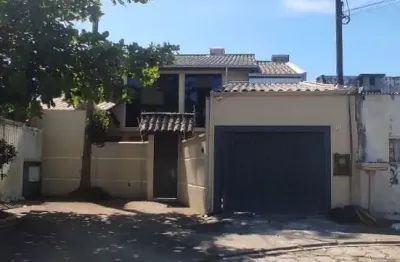 Sobrado com 4 quartos, 262 m², à venda no eldorado – paranaguá/pr