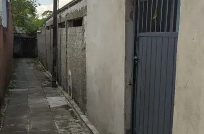 Casa com 3 quartos à venda na Rua Domingos Peneda, 1937, Vila São Vicente, Paranaguá