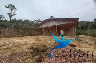 Chácara pronta para lazer ou moradia em agudos do sul