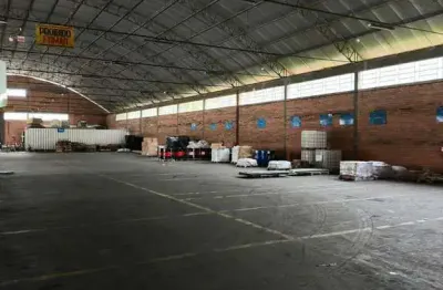 Sublocação de galpão - 1.000 metros quadrados - prox. br470 - blumenau