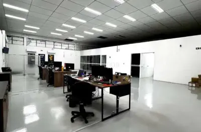 Sala comercial com 327m² e +15 vagas – itoupava norte