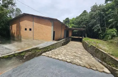 Galpão disponível para locação com aprox. 500 m² aprox. em Blumenau/SC