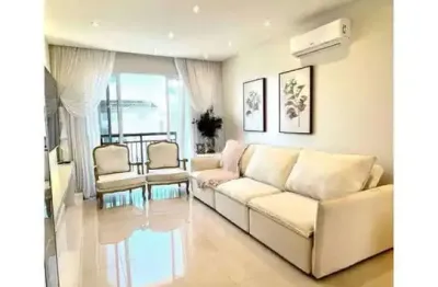 Apartamento com 3 quartos à venda na Rua 2850, 100, Centro, Balneário Camboriú