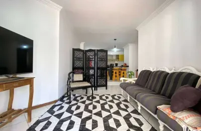 Apartamento com 3 quartos à venda na Rua 313, 107, Meia Praia, Itapema