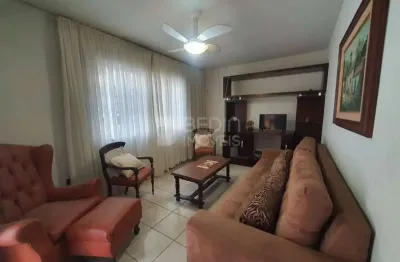 Casa com 3 quartos à venda na Rua 1750, 86, Centro, Balneário Camboriú