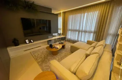 Cobertura duplex 04 suítes a venda centro balneário camboriú