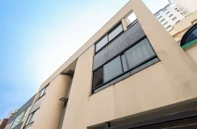 Sobrado triplex 03 dormitórios a venda quadra mar balneário camboriú