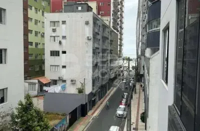 Apartamento 03 dormitórios quadra mar a venda centro balneário camboriú