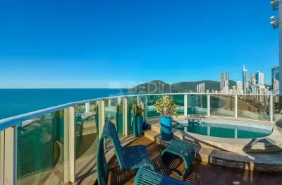Cobertura duplex 273m² 03 suítes frente mar balneário camboriú