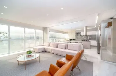 Apartamento com 4 quartos à venda na Rua 323, 30, Meia Praia, Itapema